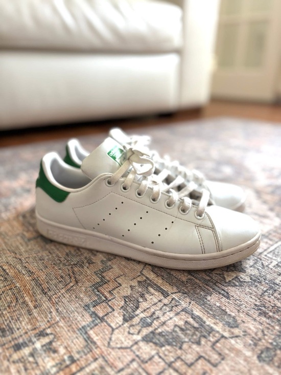 adidas Shoes - Adidas Stan Smith White Leather Sneakers with Green Heel Tab - women’s 8.5